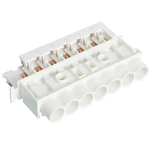 Lighting Connectors